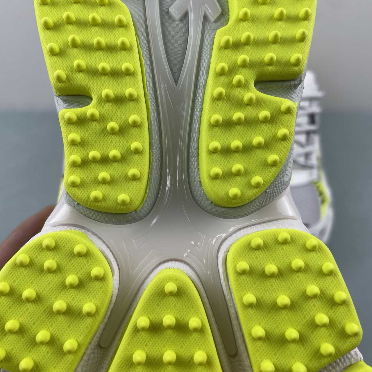 Off-White Be Right Back White Yellow