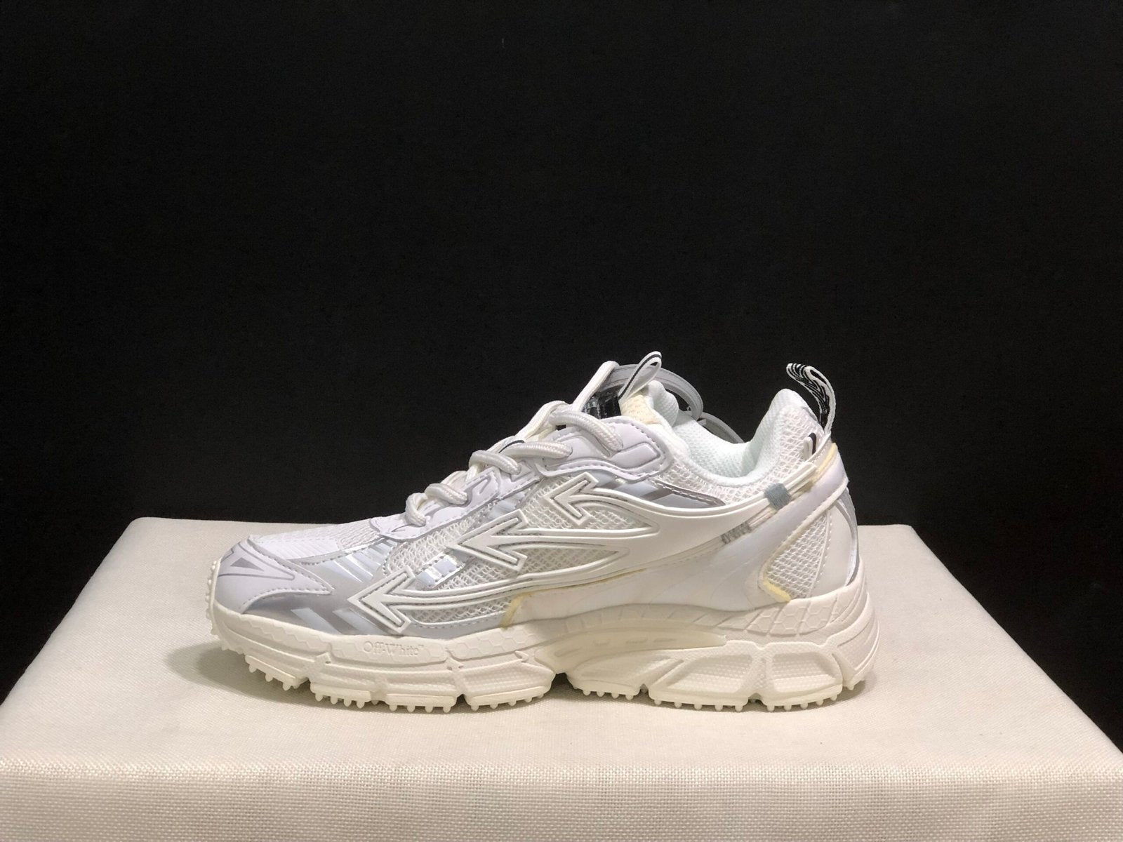 Off-White Be Right Back Silver White