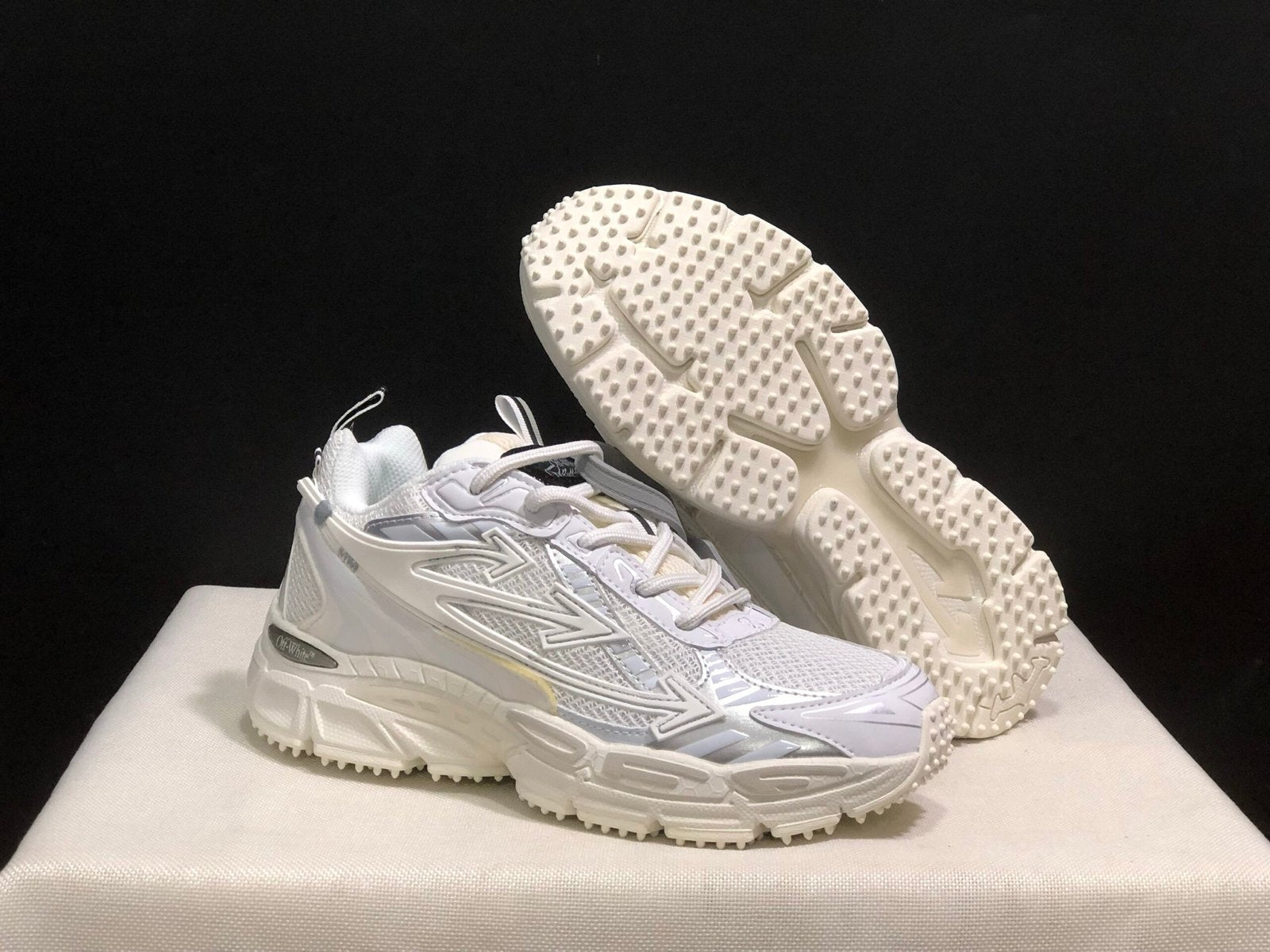 Off-White Be Right Back Silver White