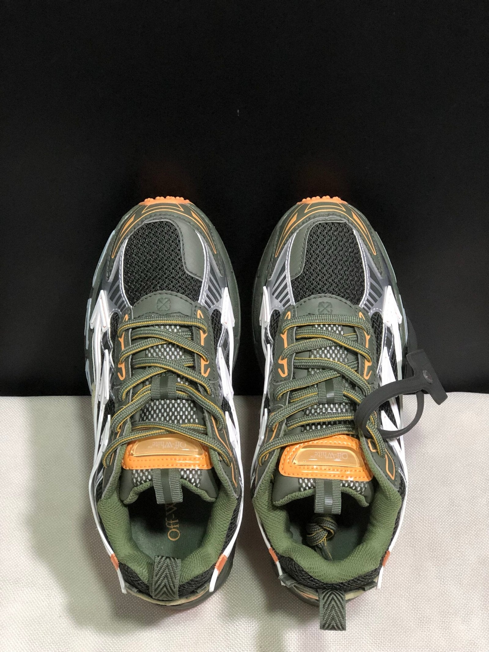 Off-White Be Right Back Military Green Peach