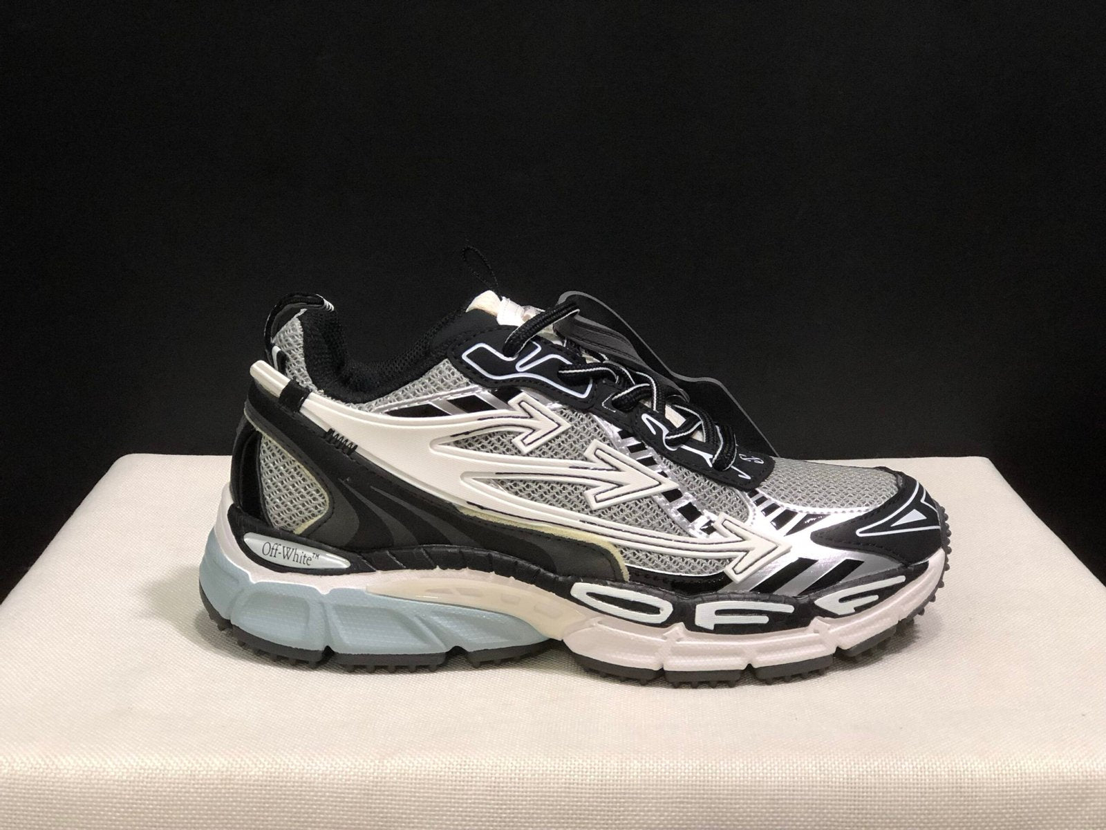Off-White Be Right Back Silver White Black