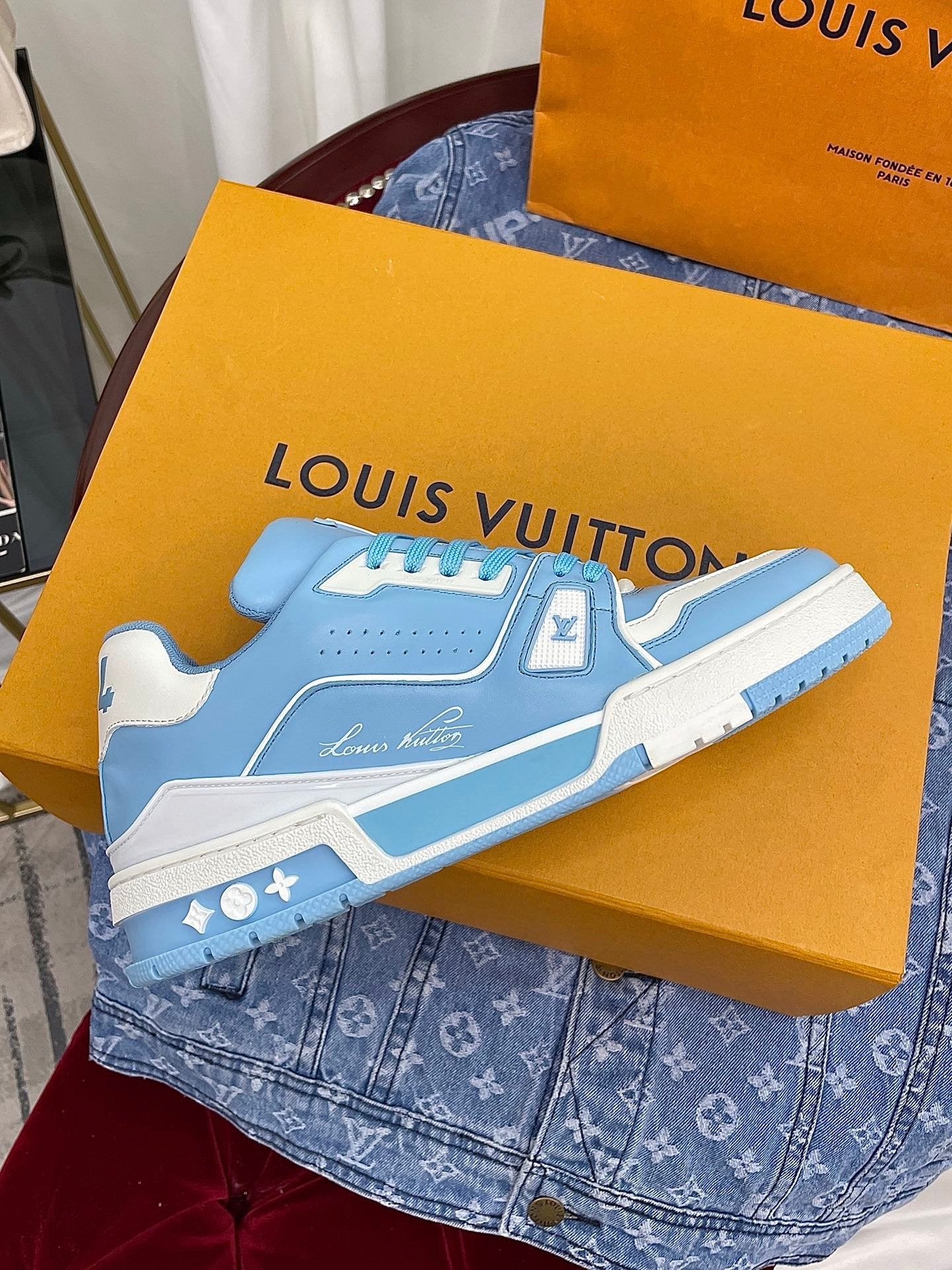 Louis Vuitton Trainer #54 Light Blue White