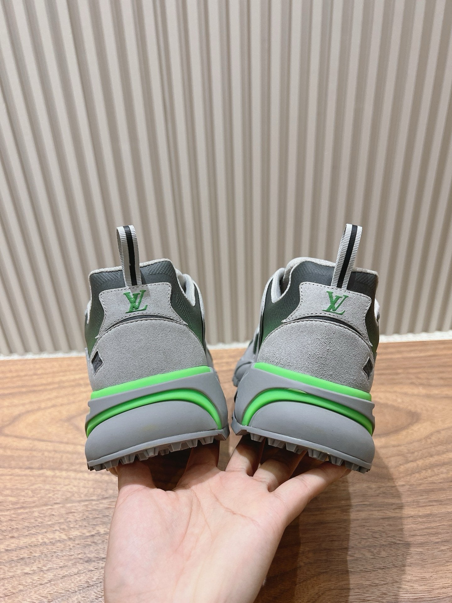 Louis Vuitton Runner Tatic Grey Green