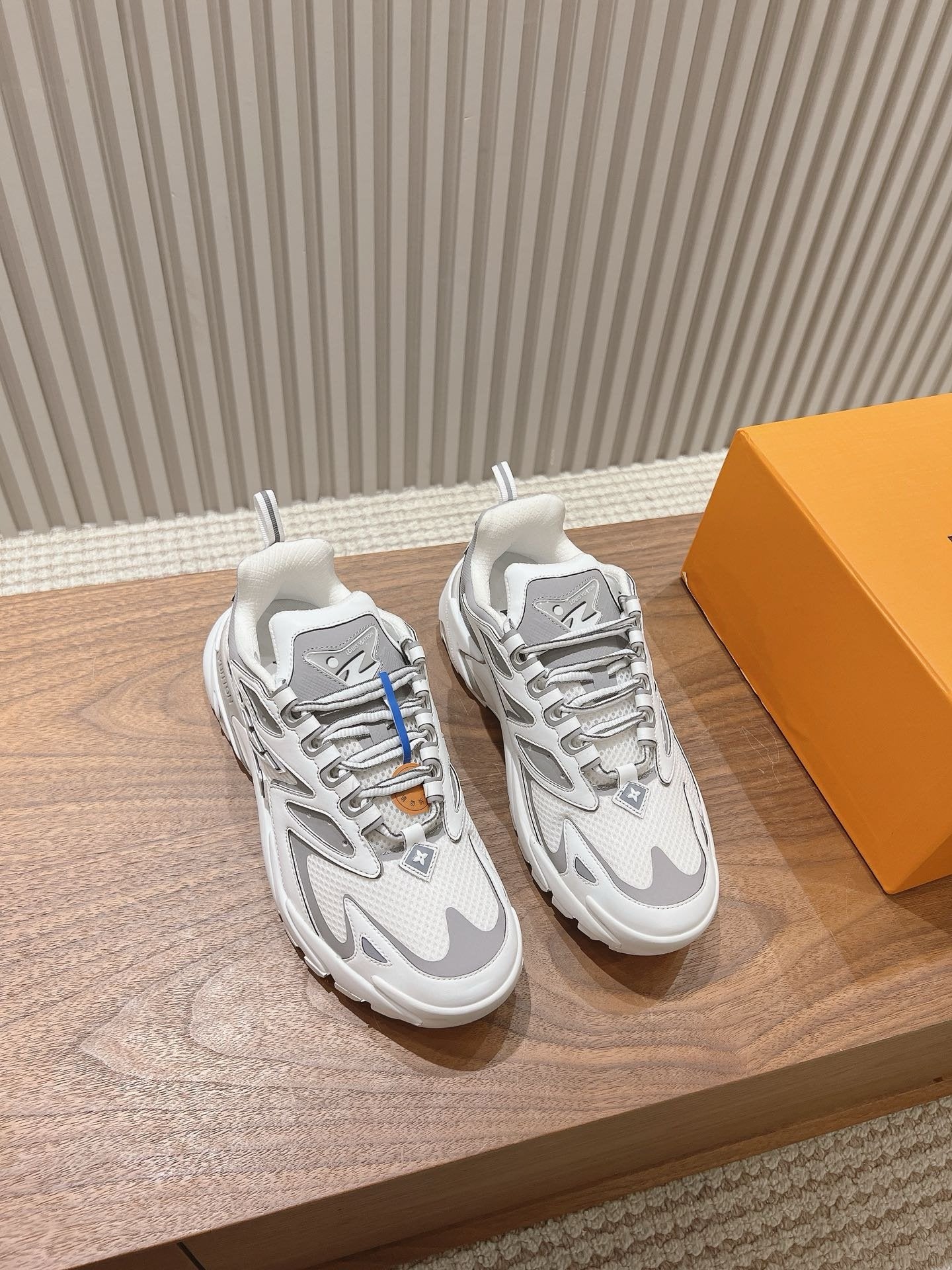 Louis Vuitton Runner Tatic Black White Grey