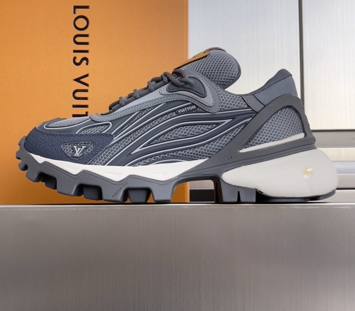 Louis Vuitton Summit Sneaker Grey/White