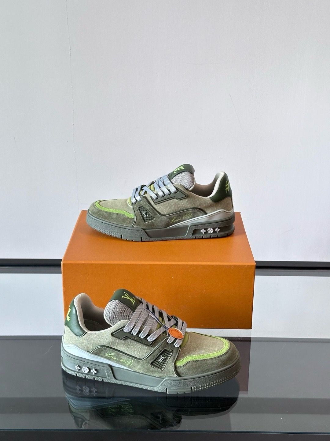 Louis Vuitton Trainer Green Mesh