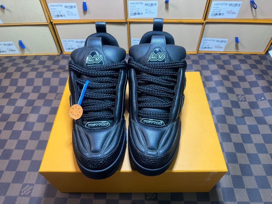 Louis Vuitton Skate Black