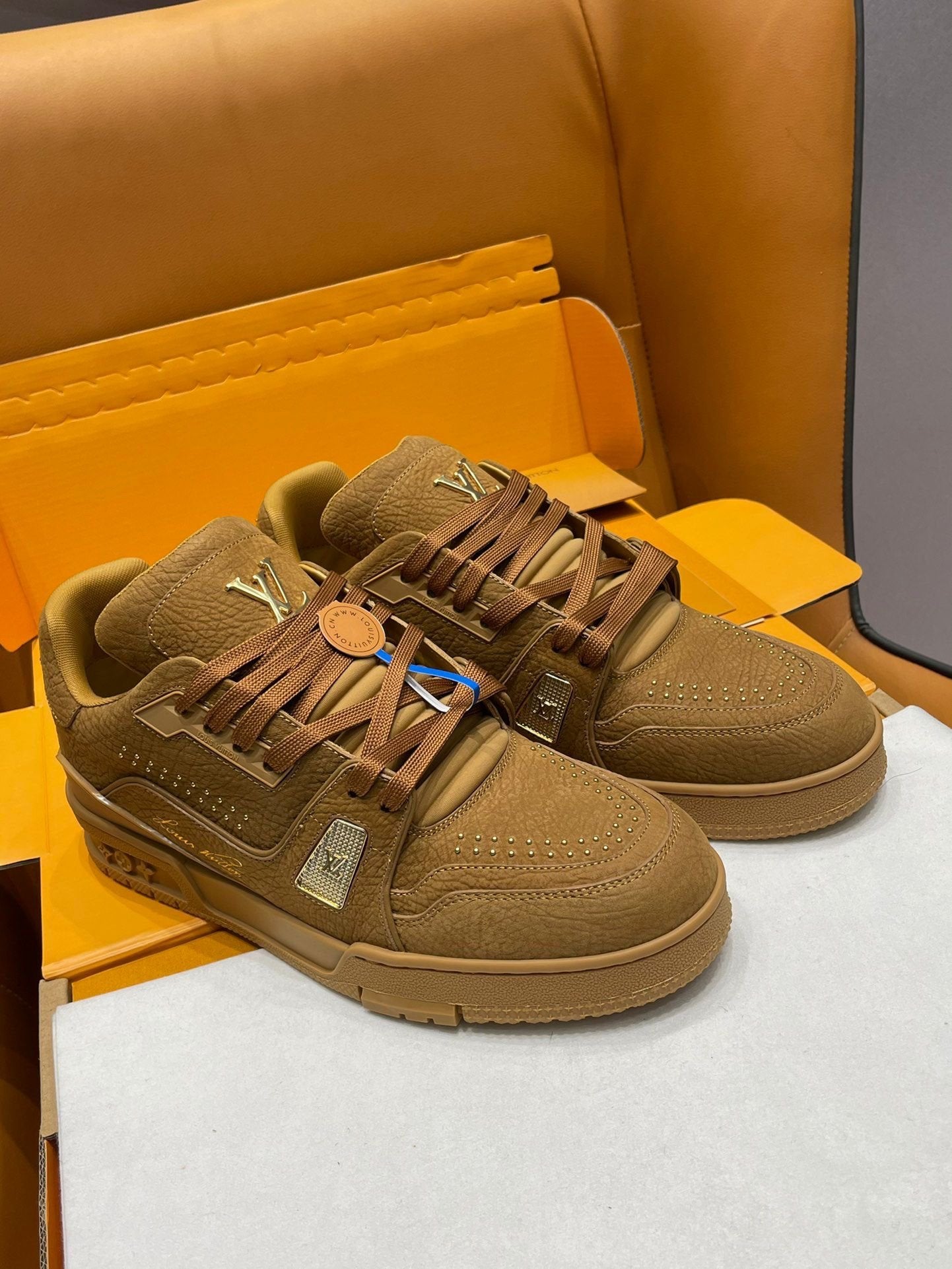 Louis Vuitton Trainer Cognac