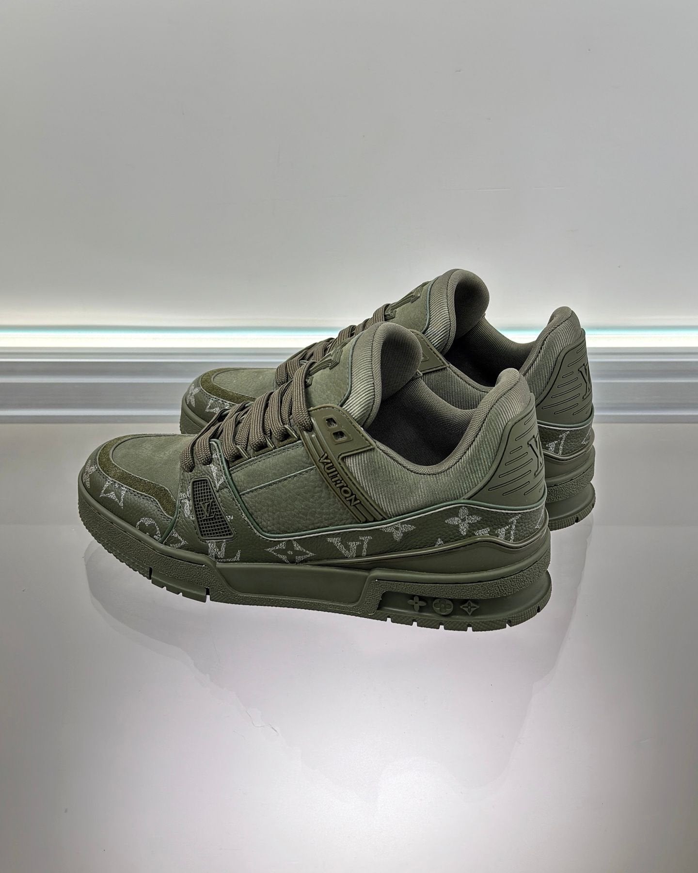 Louis Vuitton Trainer Monogram Forest Green