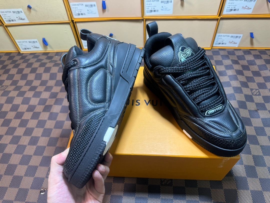 Louis Vuitton Skate Black