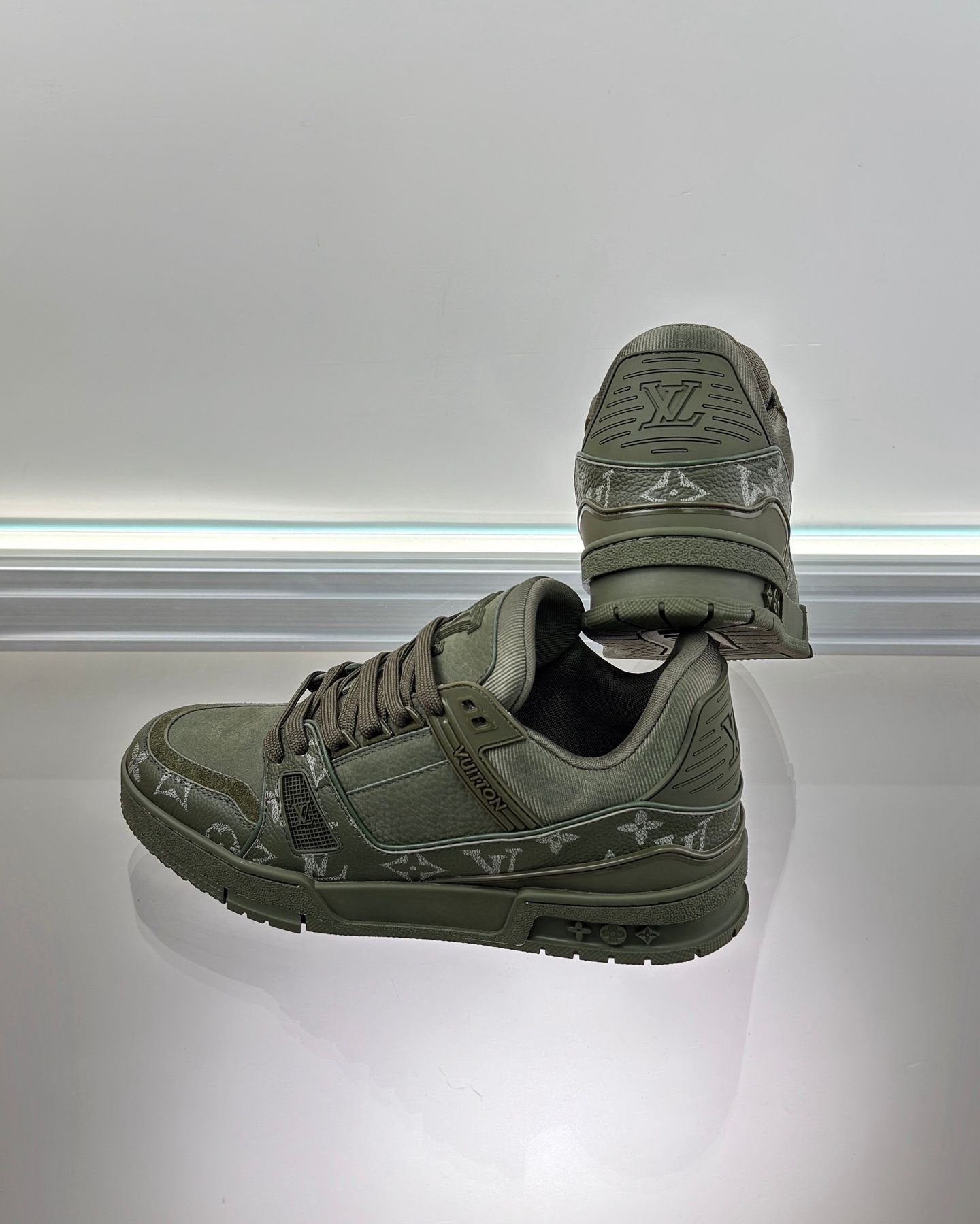 Louis Vuitton Trainer Monogram Forest Green
