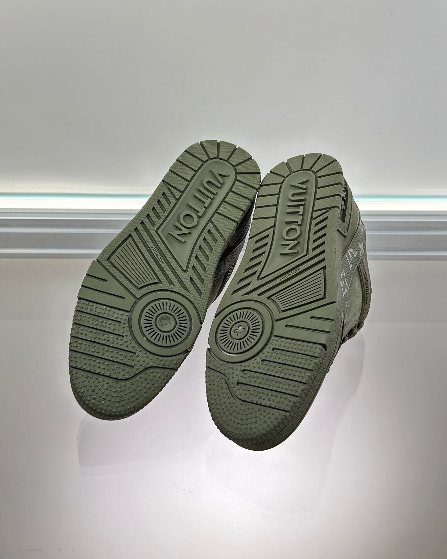 Louis Vuitton Trainer Monogram Forest Green