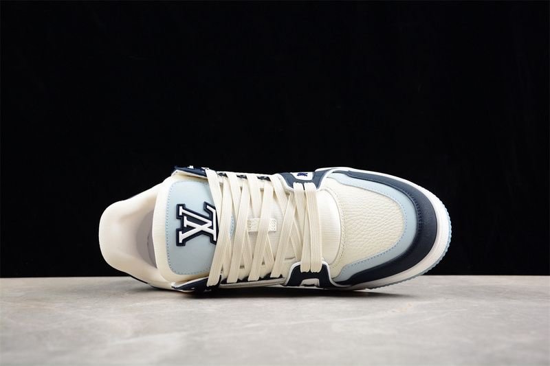 Louis Vuitton Trainer Blue Suede