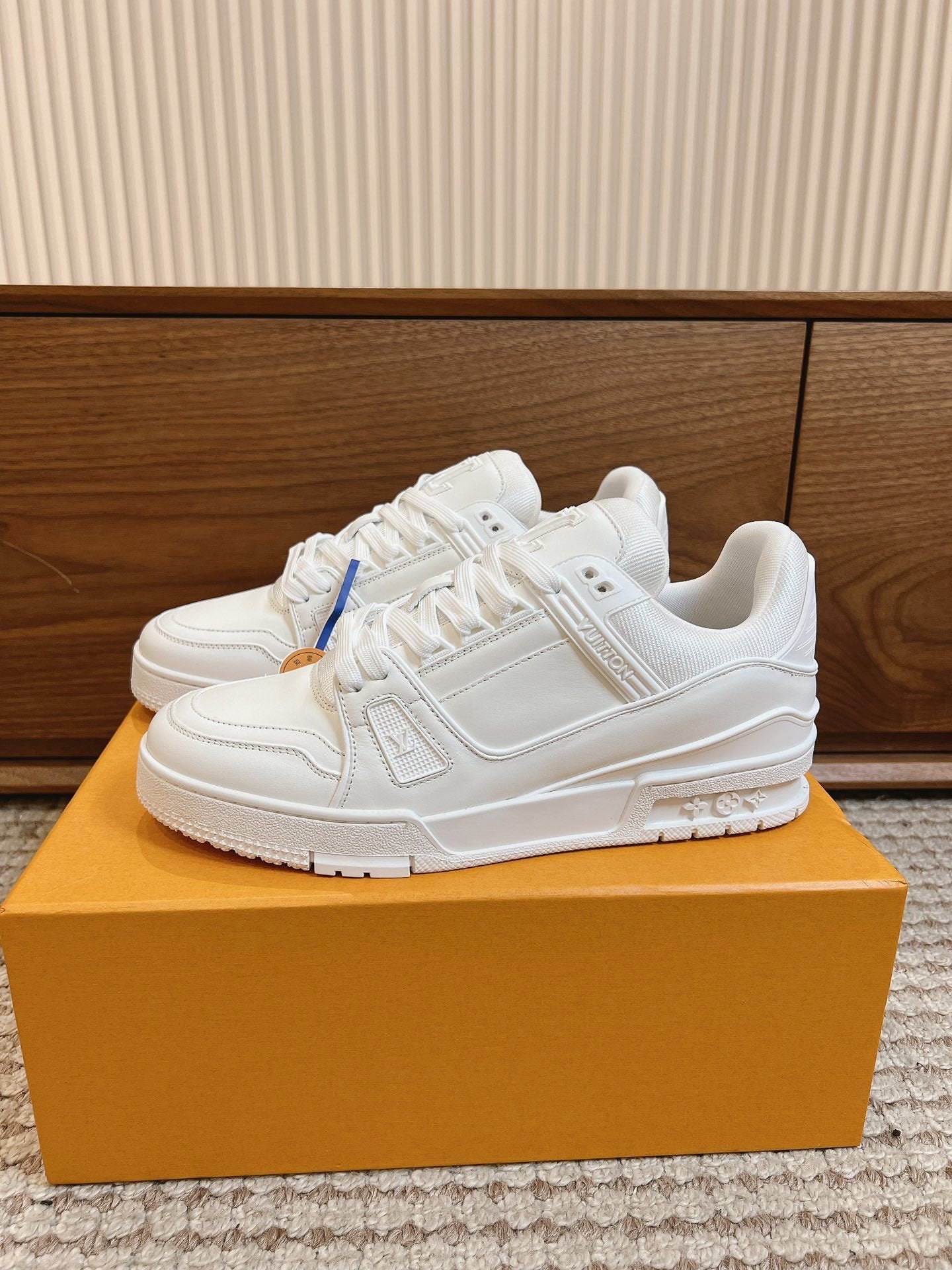 Louis Vuitton Trainer Full White