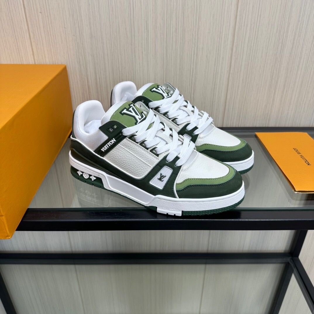 Louis Vuitton Trainer Green Suede
