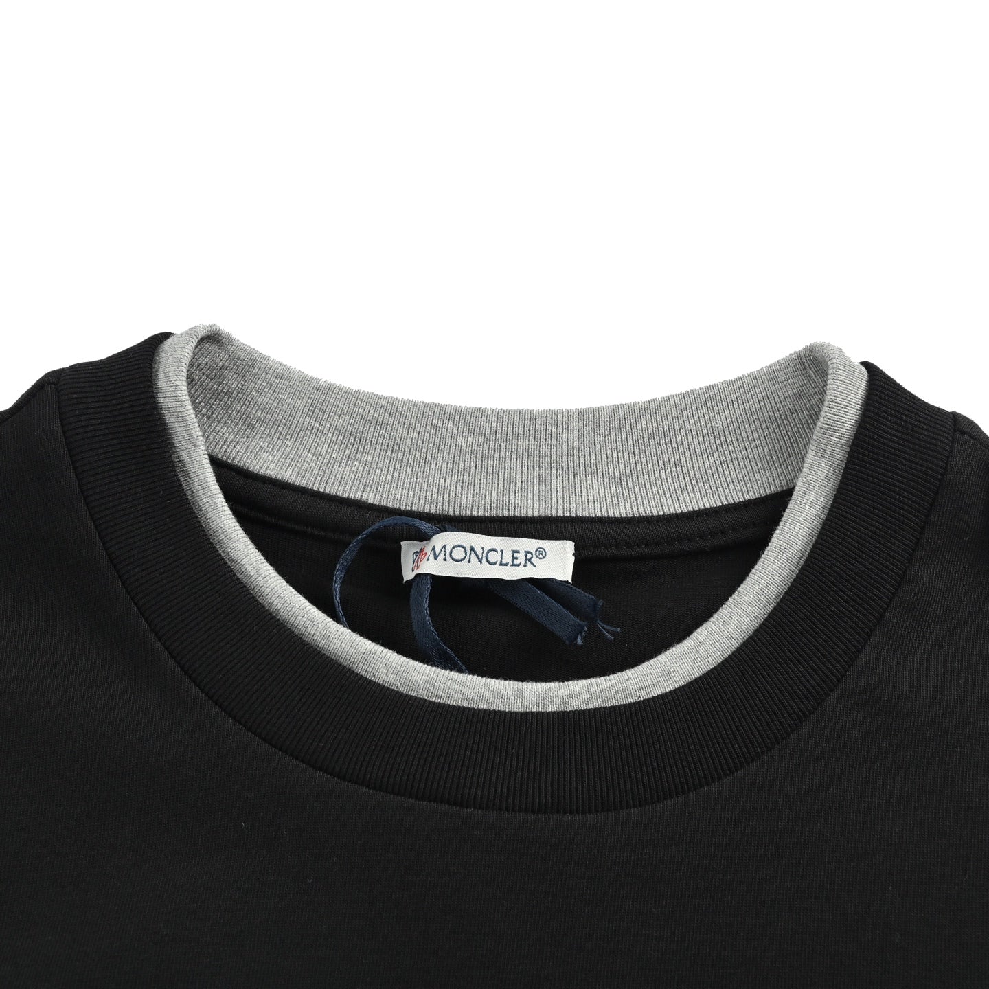 Moncler Crew Neck T-Shirt Logo In Black