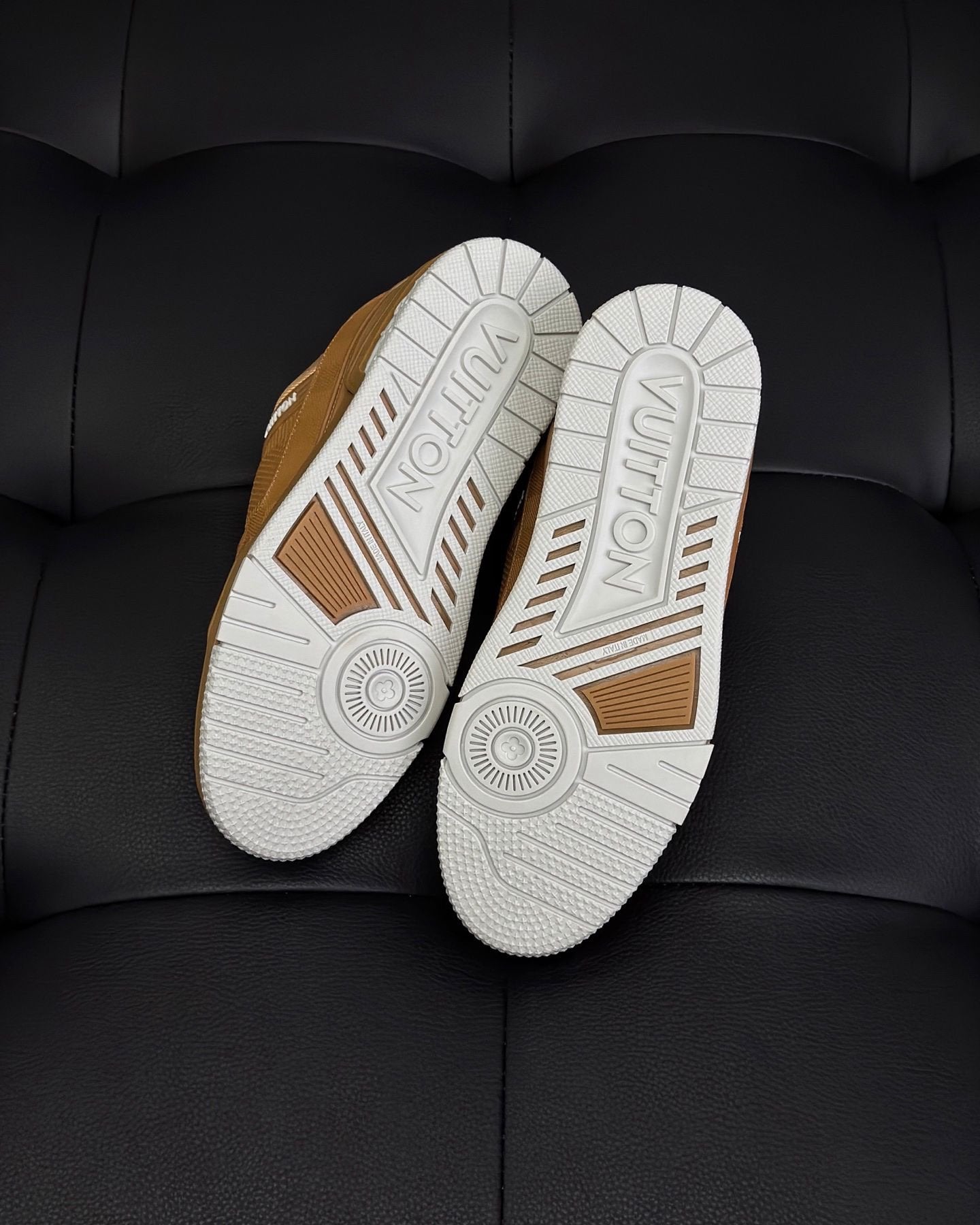 Louis Vuitton Trainer Brown Leather