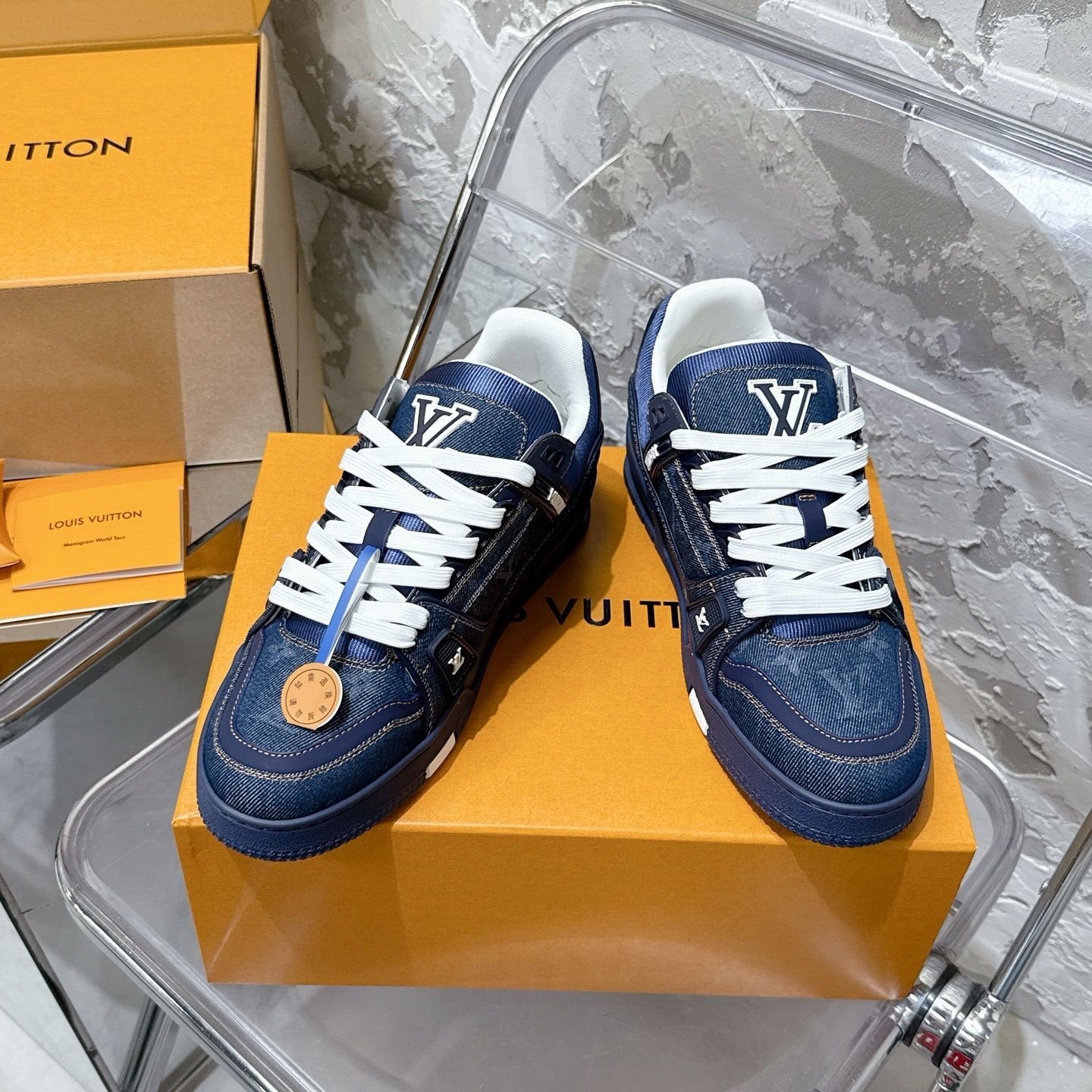 Louis Vuitton Trainer Navy/White Denim