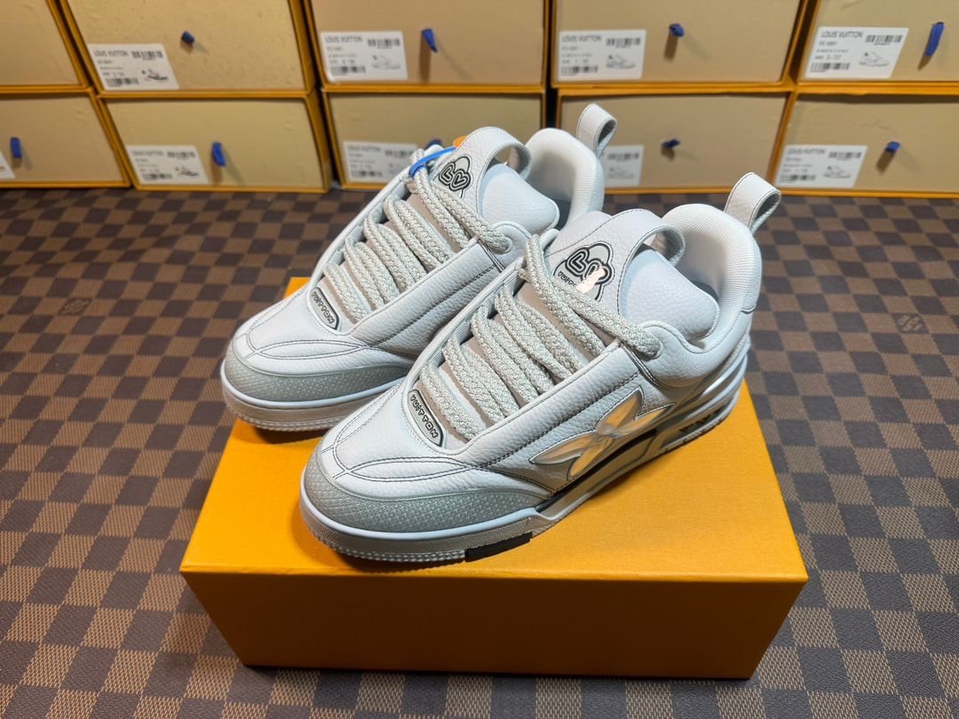 Louis Vuitton Skate Silver