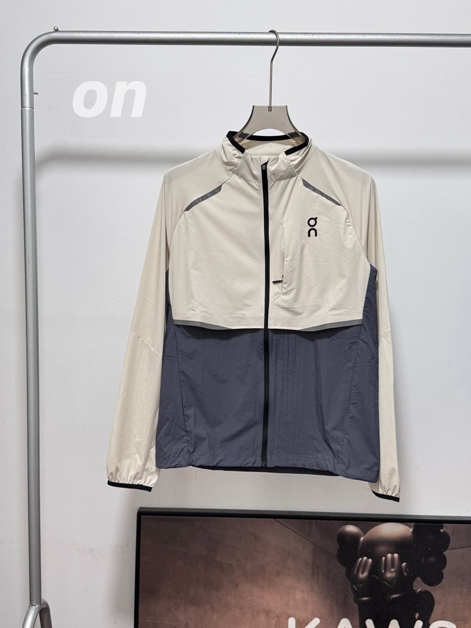 On Running Tracksuit White/Grey