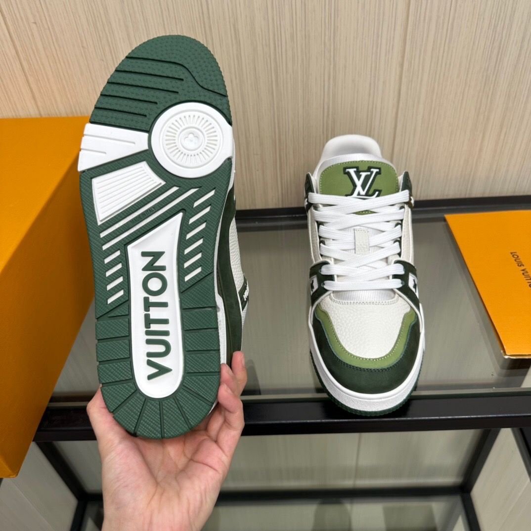 Louis Vuitton Trainer Green Suede