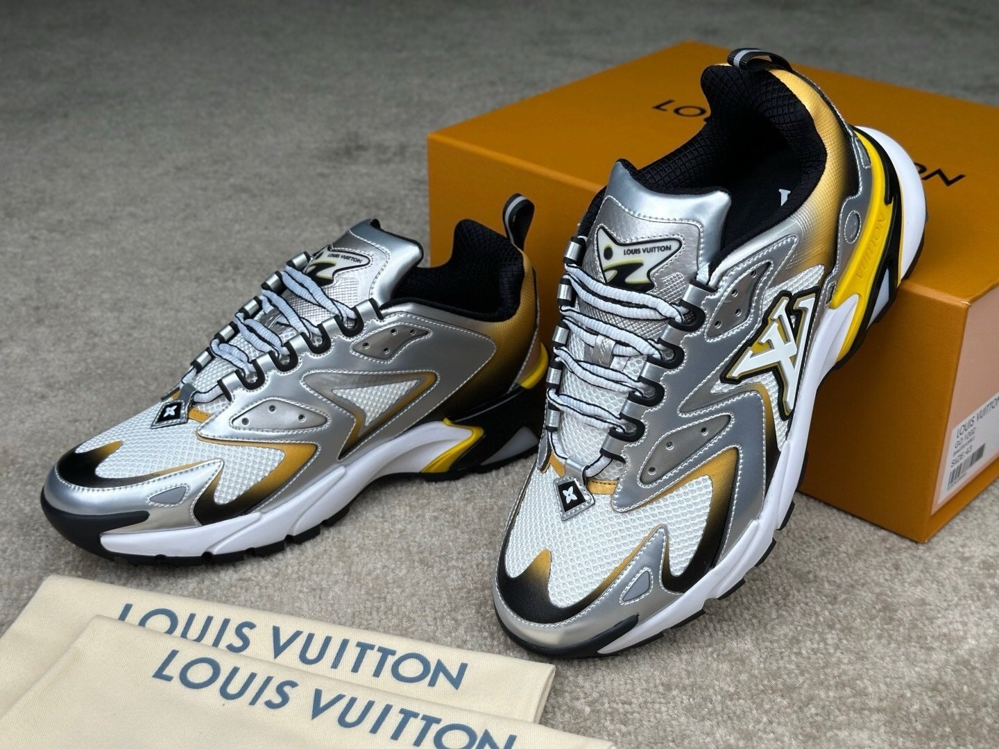 Louis Vuitton Runner Tatic Silver Yellow