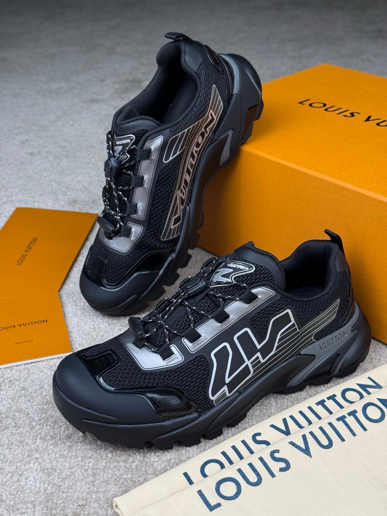 Louis Vuitton Runner Tatic 2.0 Black