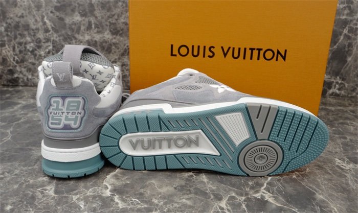 Louis Vuitton Skate Suede Grey White