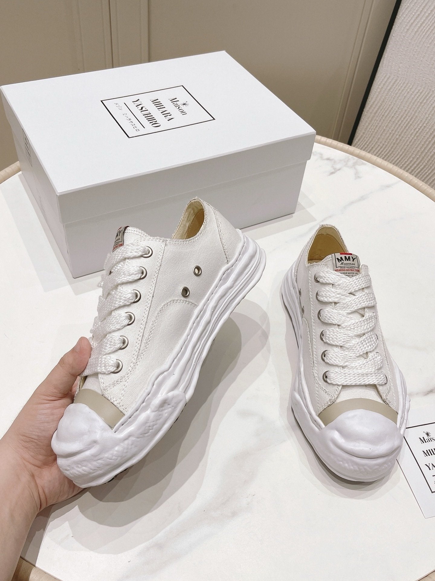 Maison Mihara Yasuhiro Hank OG Sole Canvas Low White