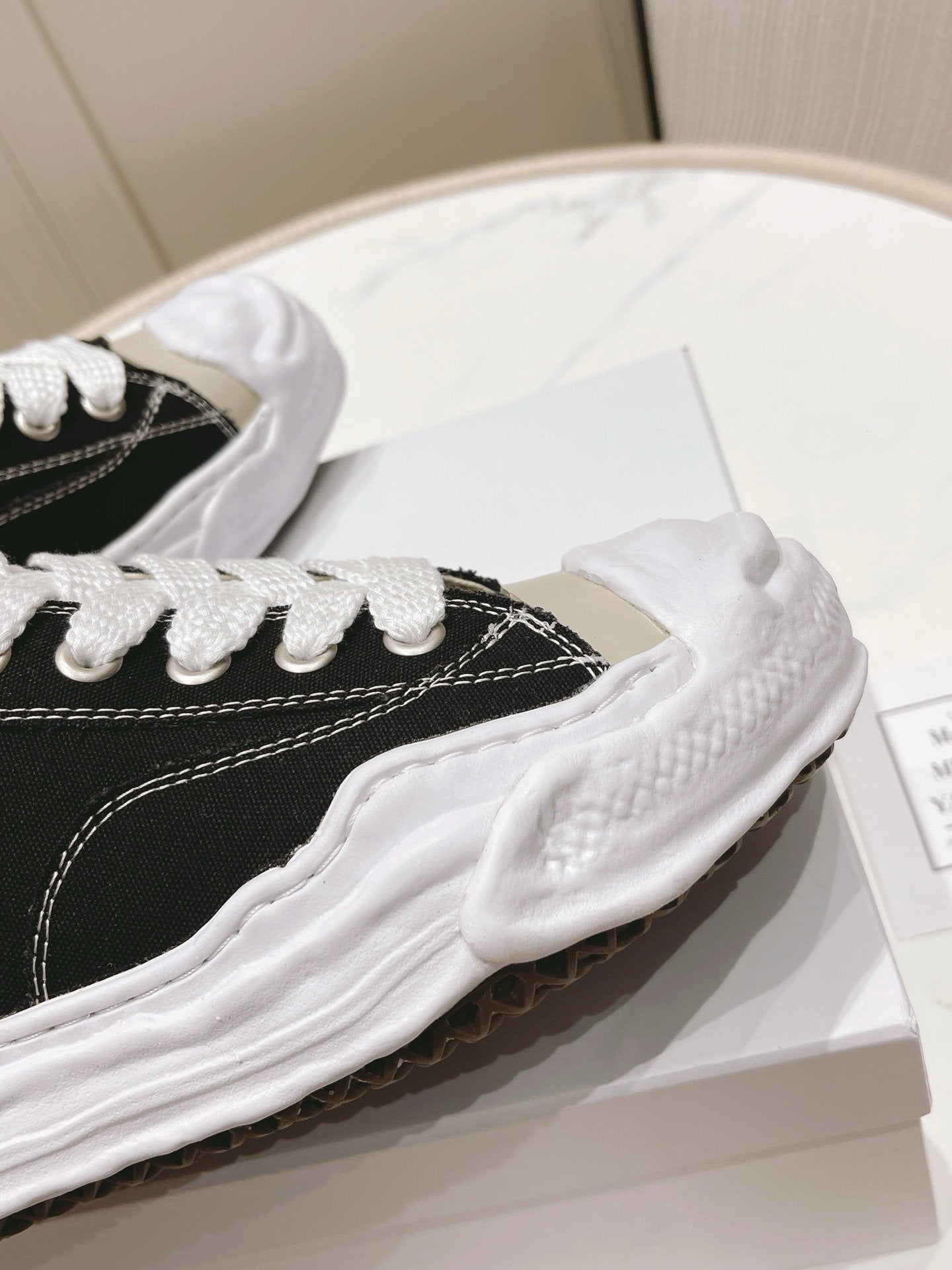Maison Mihara Yasuhiro Hank OG Sole Canvas Low Black