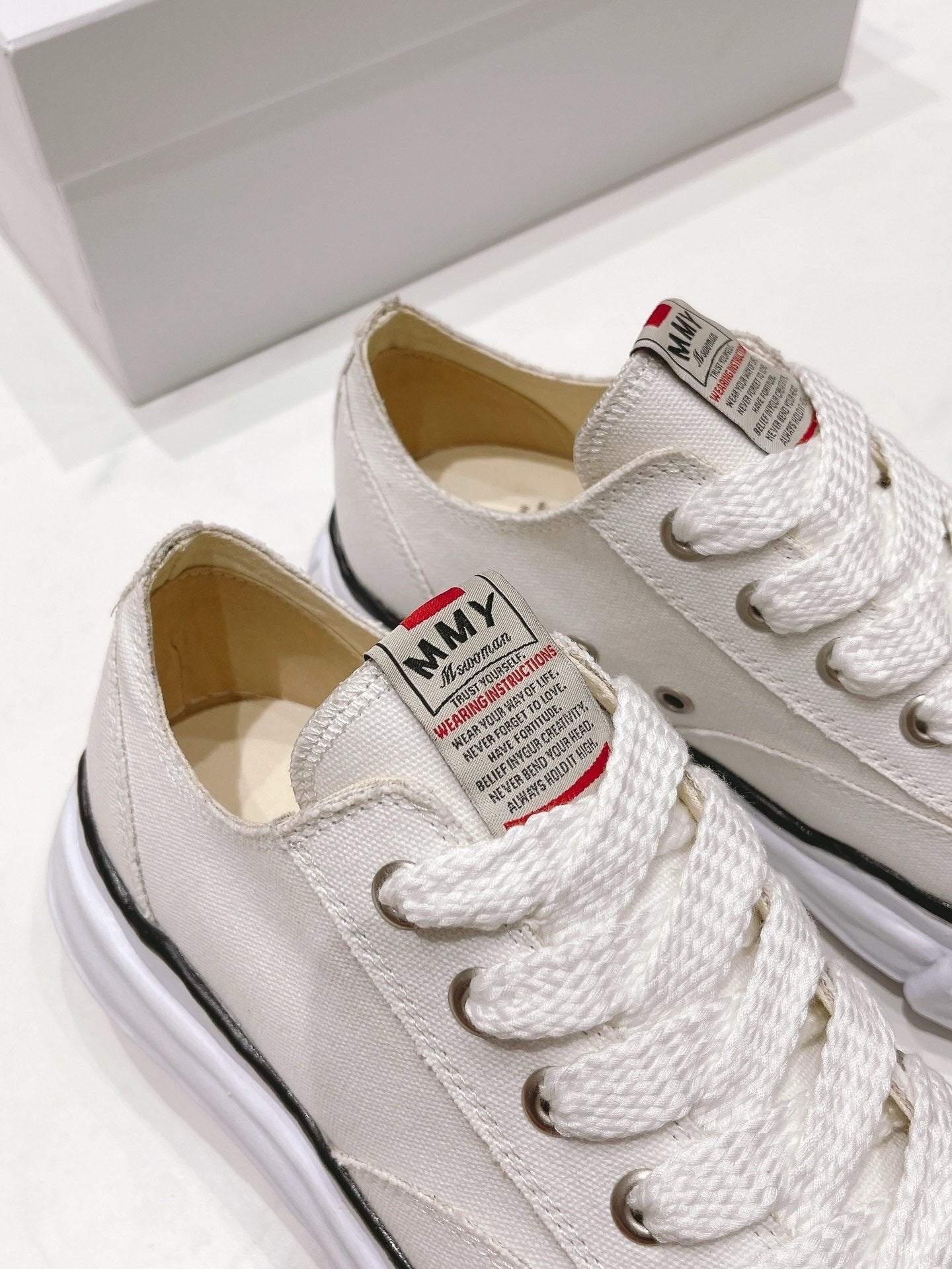 Maison Mihara Yasuhiro Hank OG Sole Canvas White