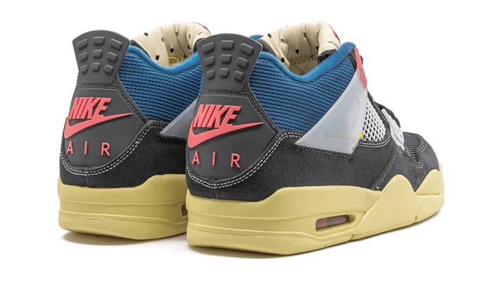 Air Jordan 4 Retro Union Off Noir