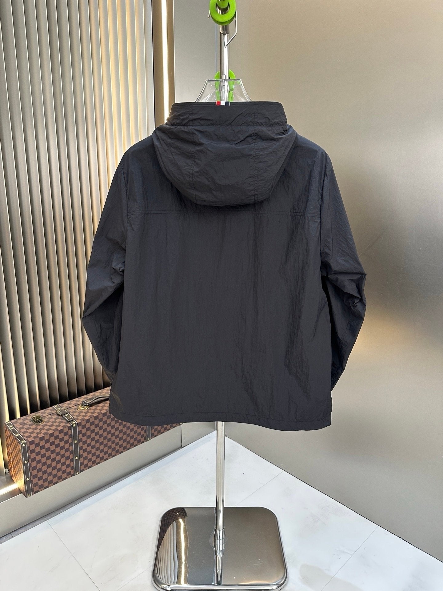 Moncler Plessur Crinkle Nylon Jacket In Black