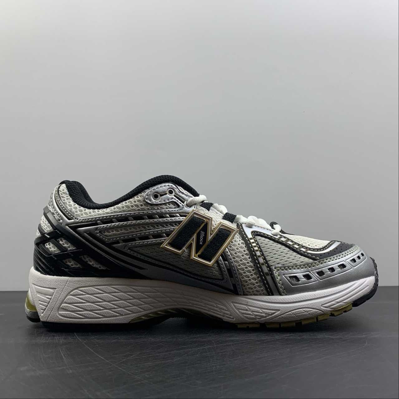 New Balance 1906R  White Metallic Gold