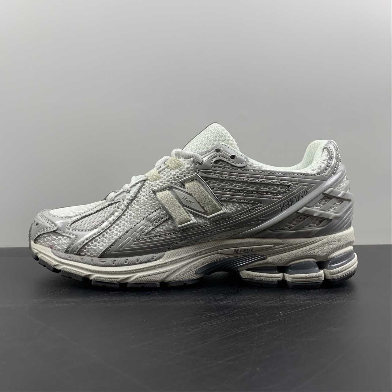 New Balance 1906R Shadow Grey Magnet
