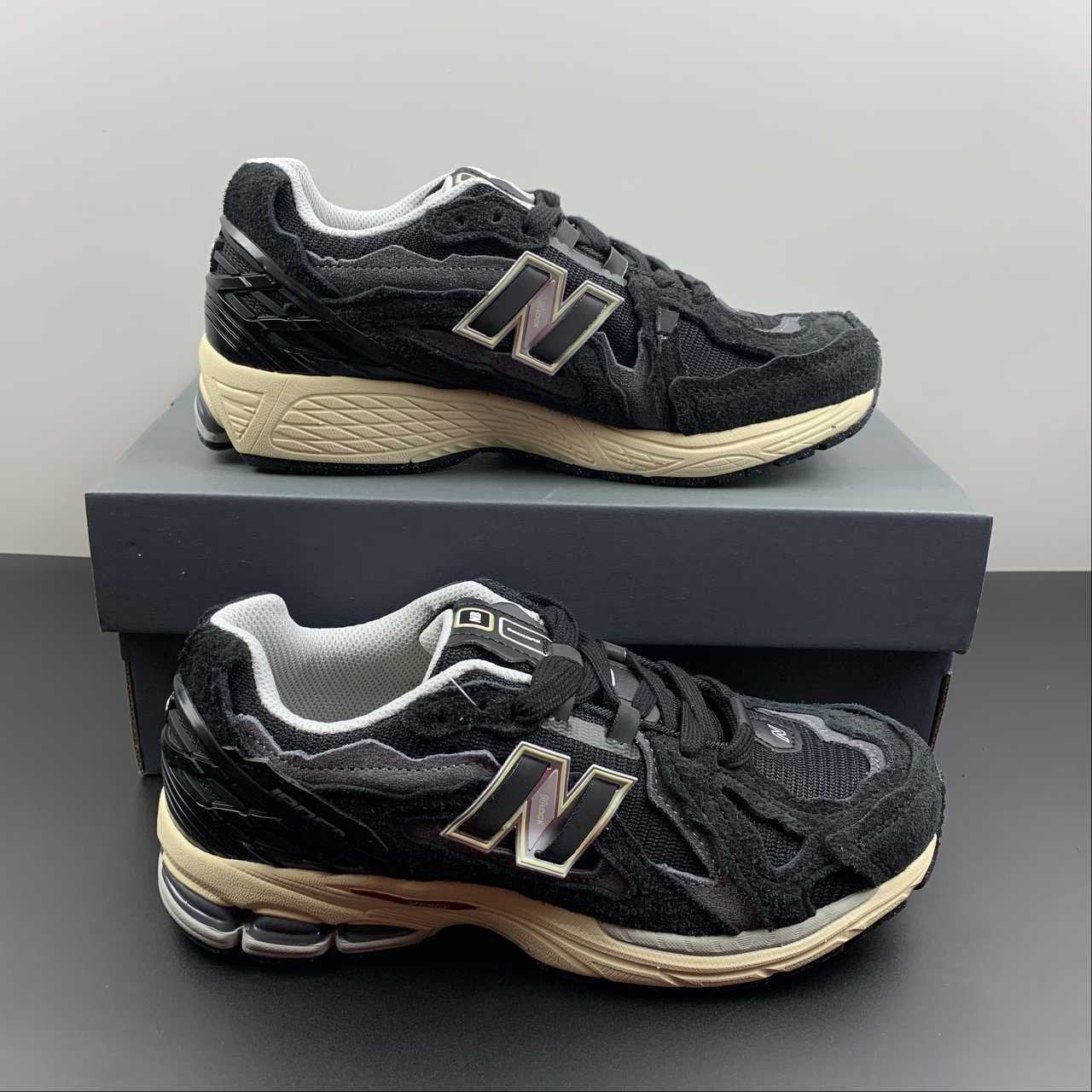 New Balance 1906D Protection Pack Black