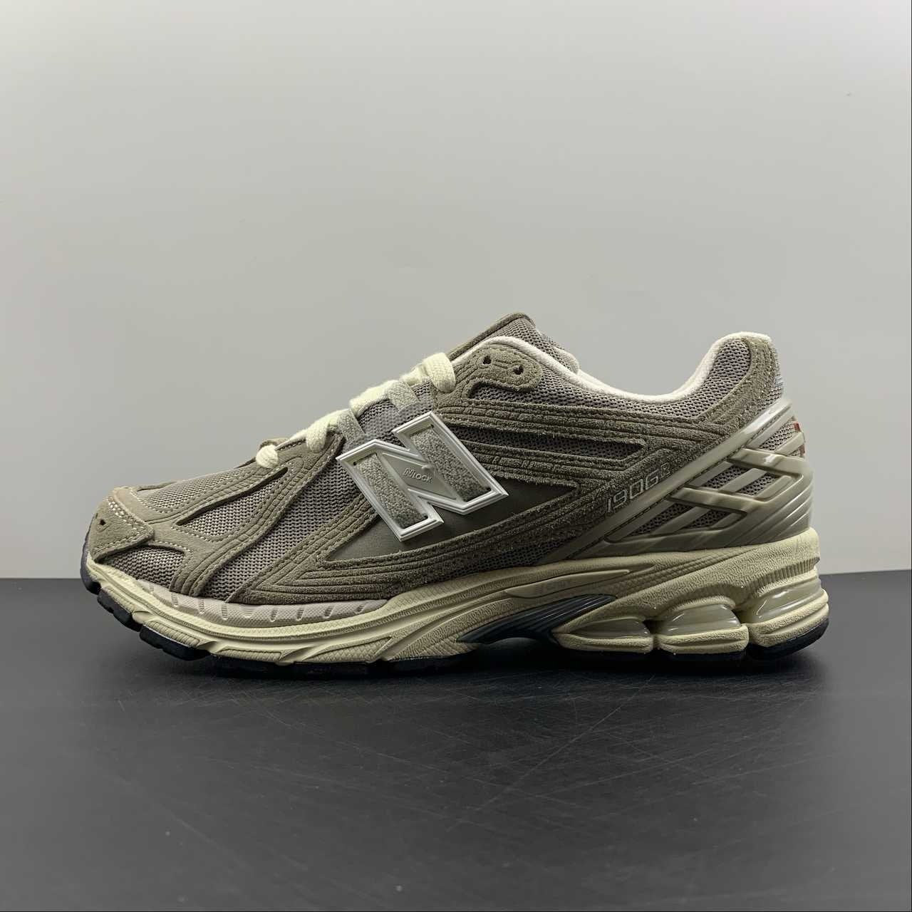New Balance 1906R Beige Cream