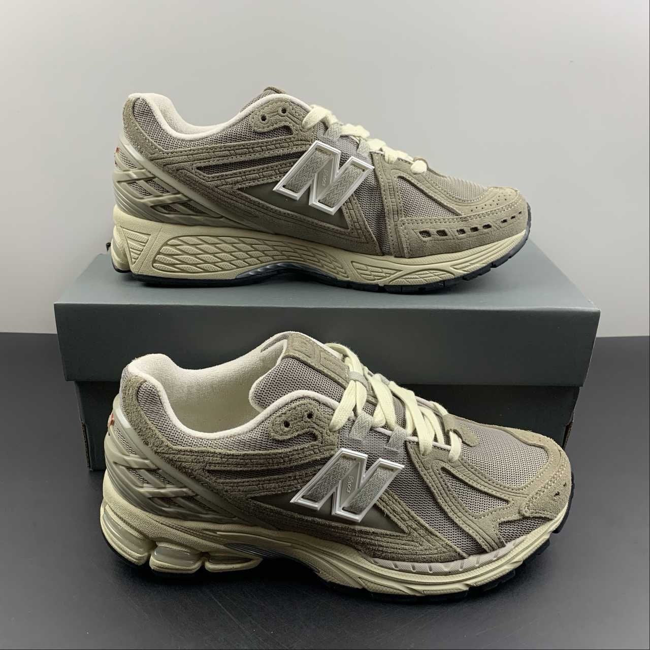 New Balance 1906R Beige Cream