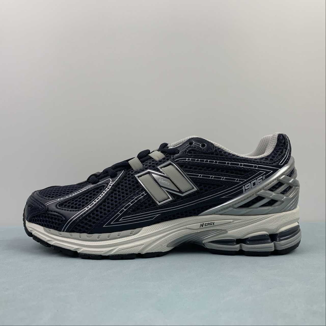New Balance 1906R  Silber Metallic