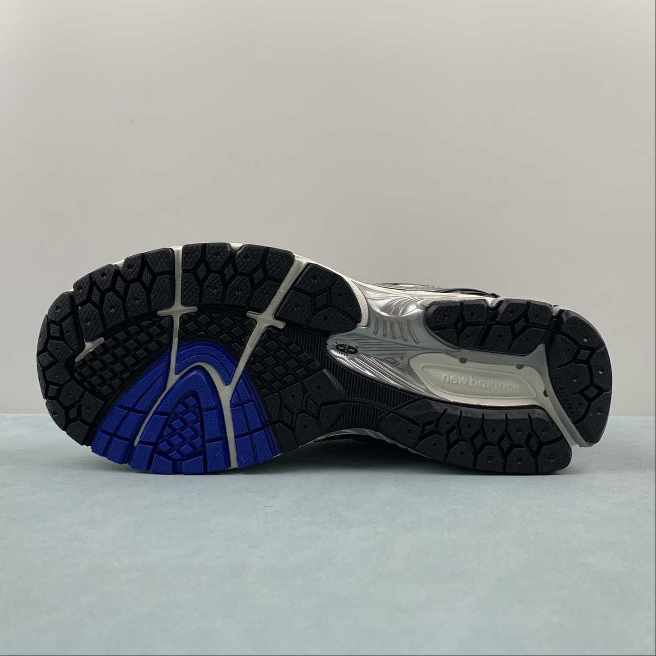 New Balance 1906R  Metallic Silver Blue