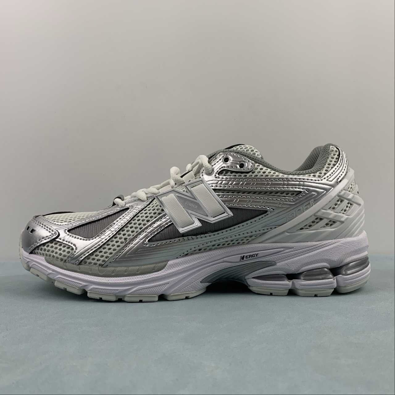 New Balance 1906R  Silver Surfer