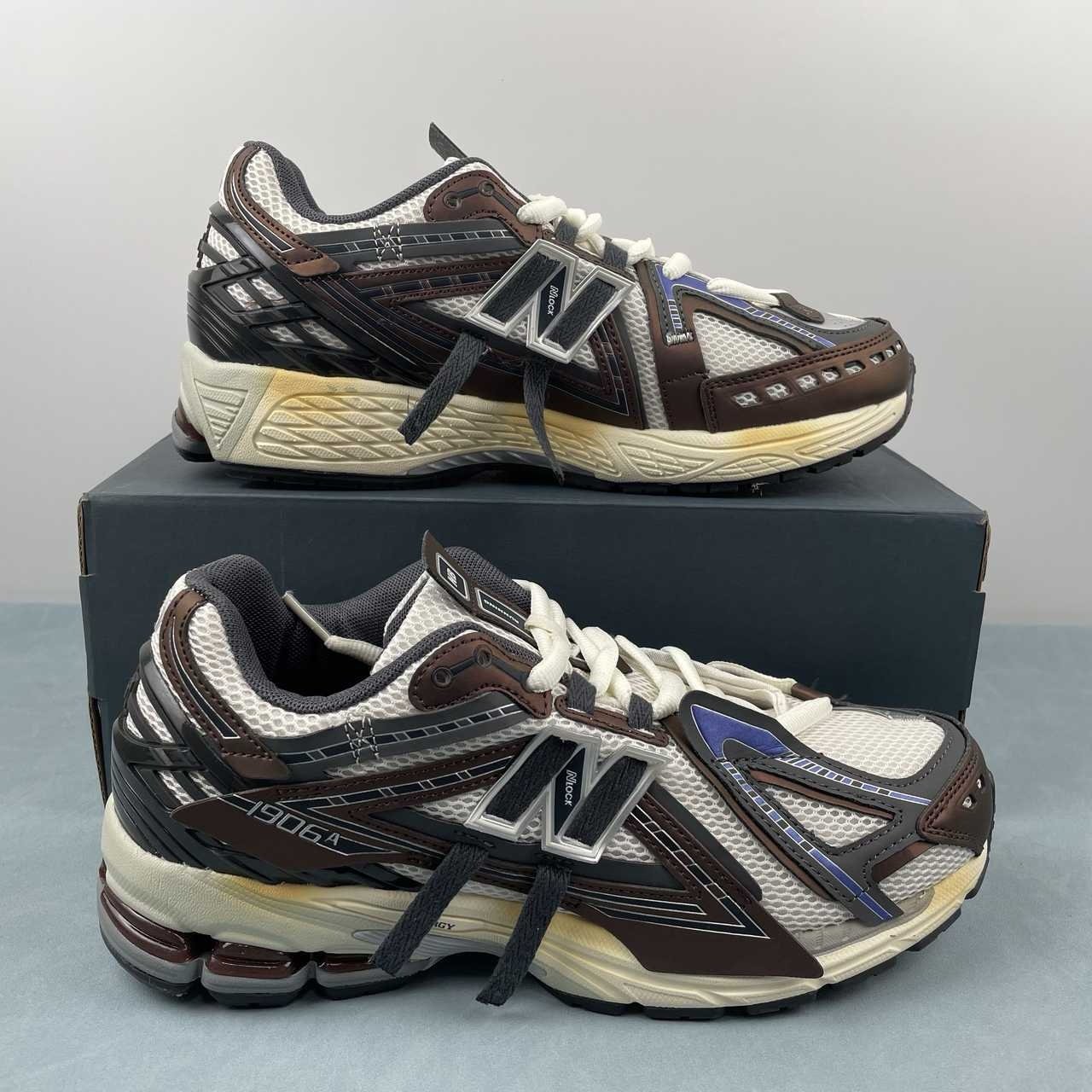 New Balance 1906A Inkwell Sea Salt