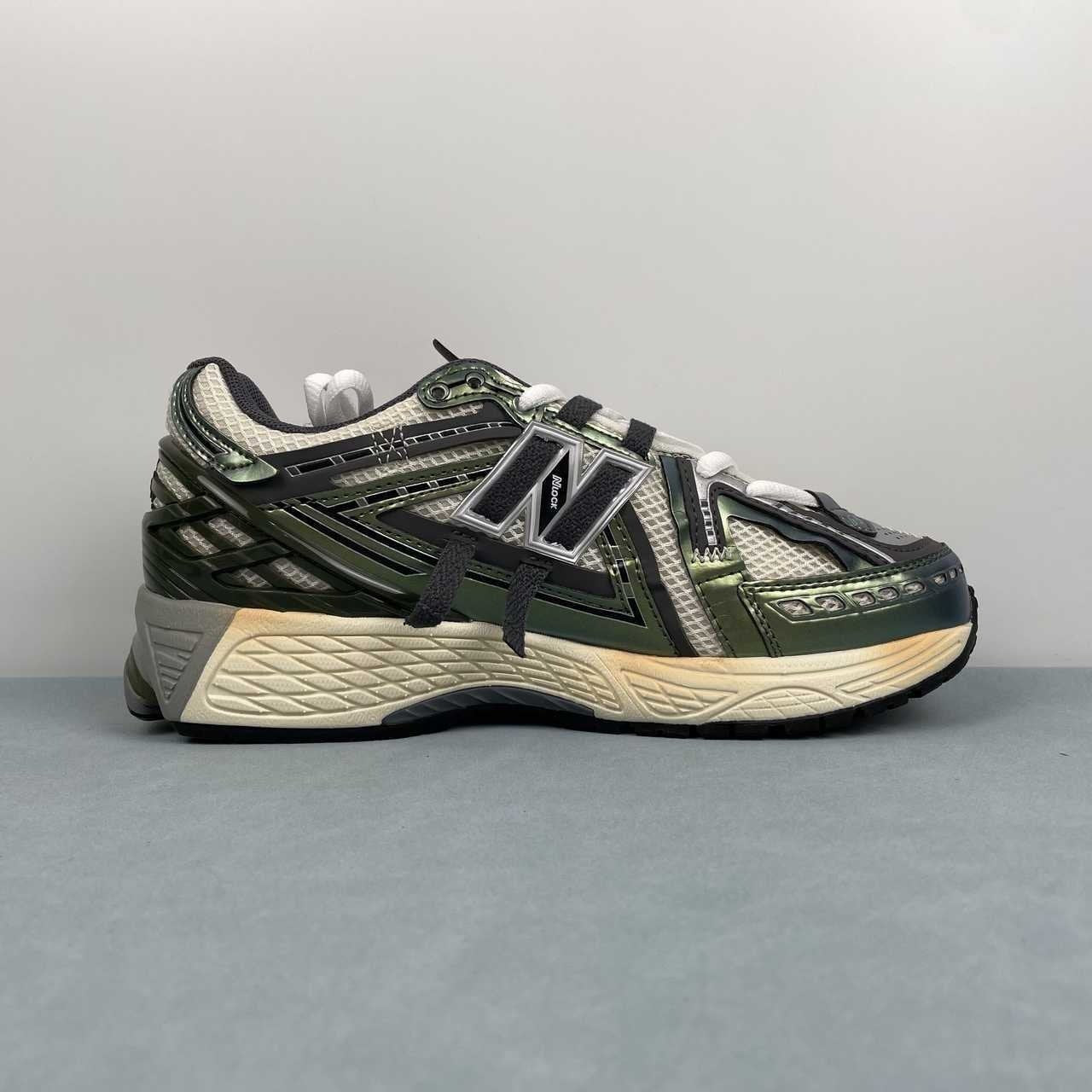 New Balance 1906A Olive Juice Sea Salt