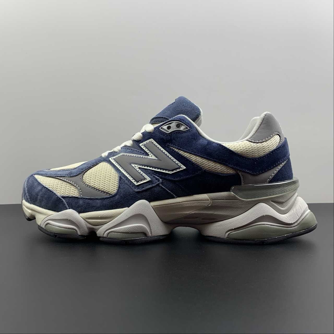 New Balance 9060 Navy Mushroom
