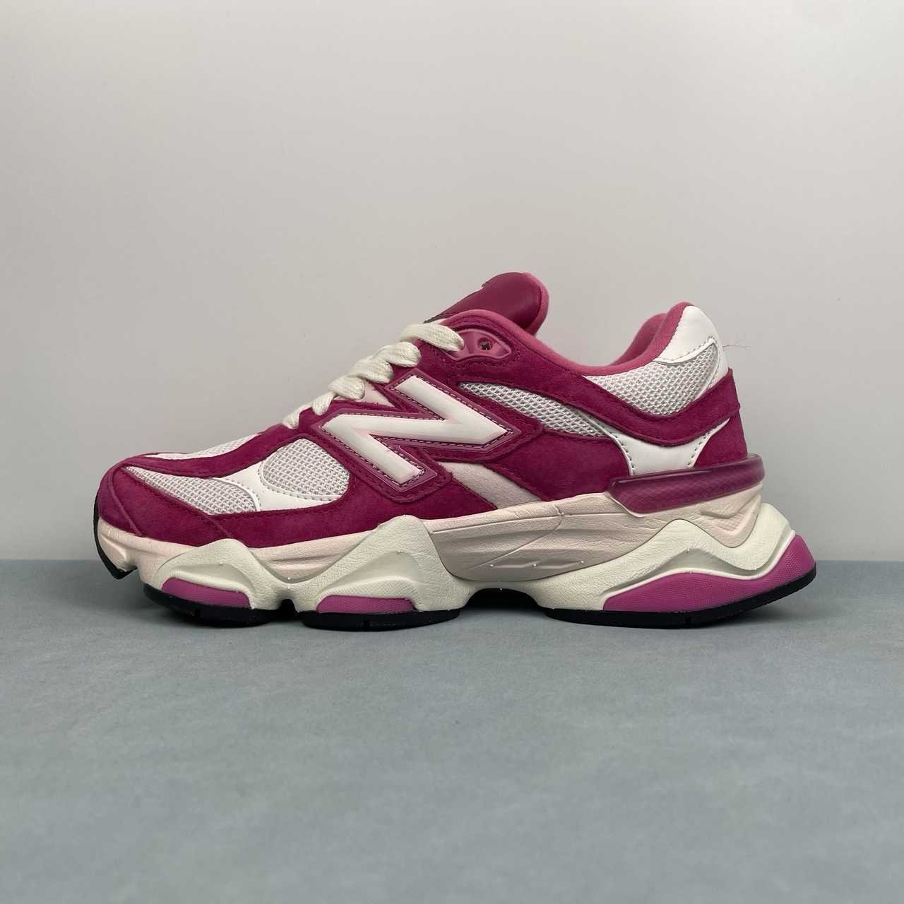 New Balance 9060 Fuchsia Pink