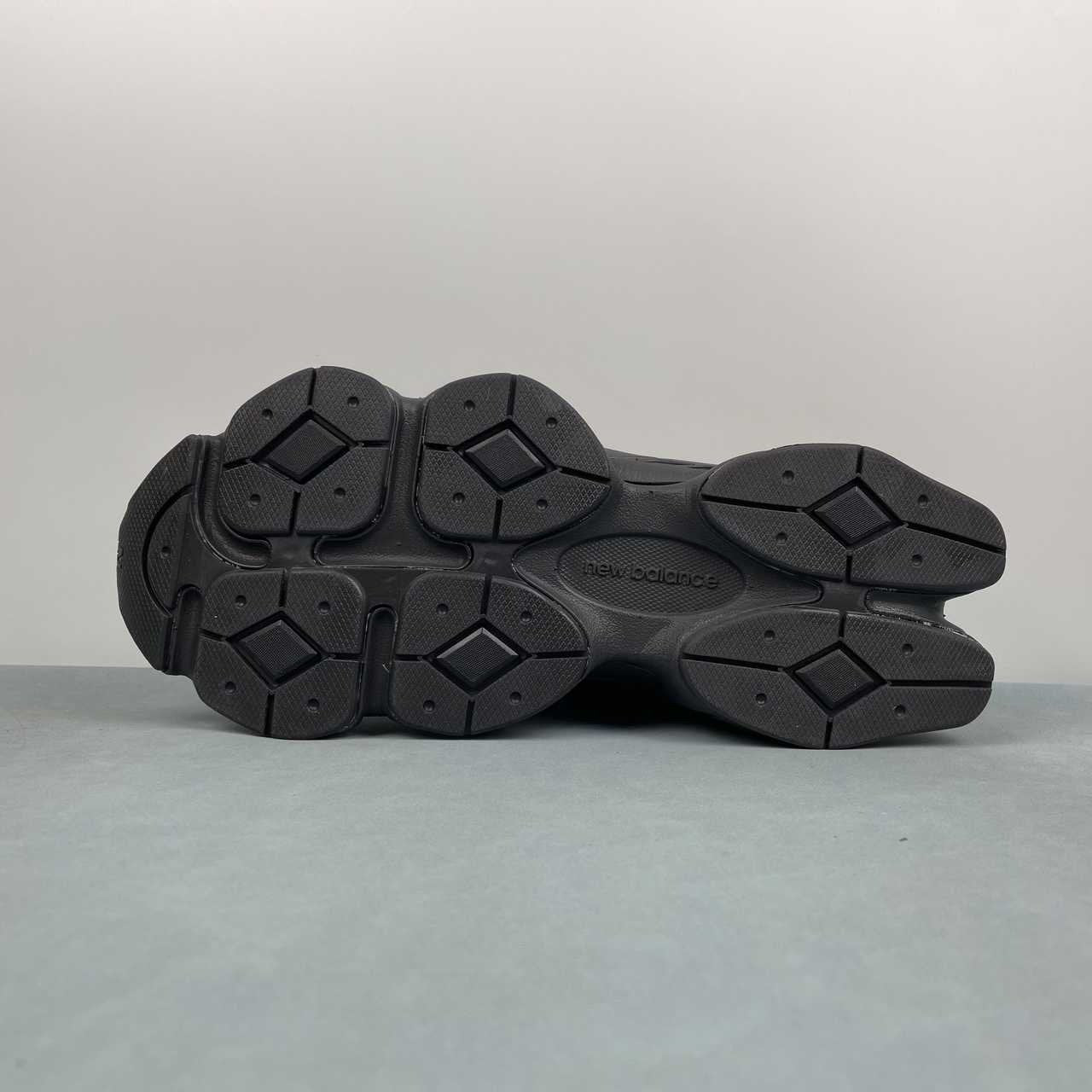New Balance 9060 Black Cement