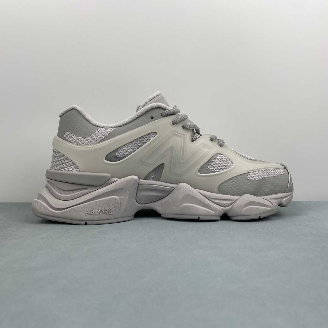 New Balance 9060 Grey/Grey