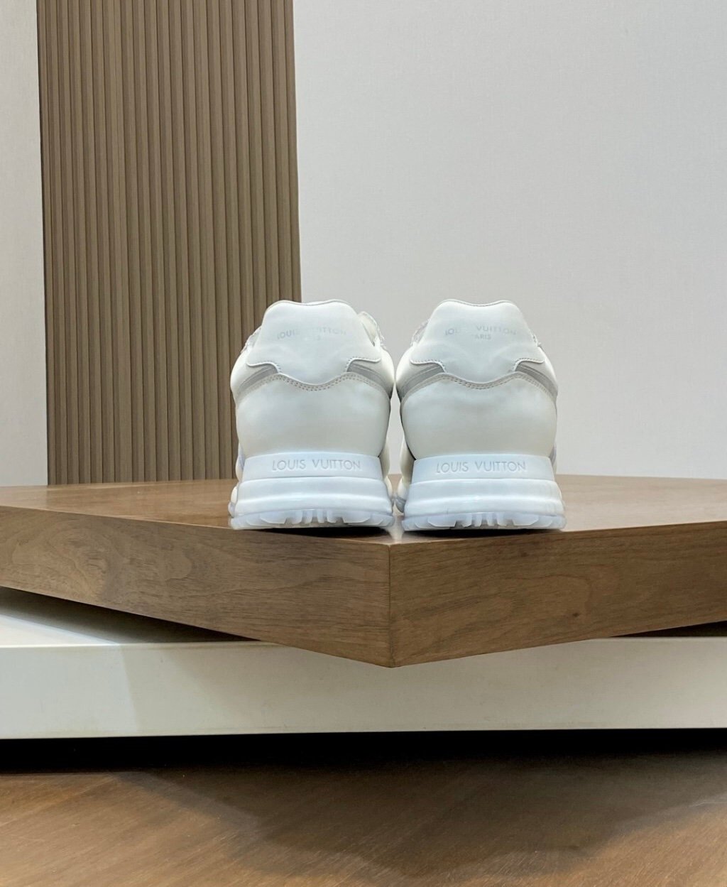 Louis Vuitton Run Away White Grey