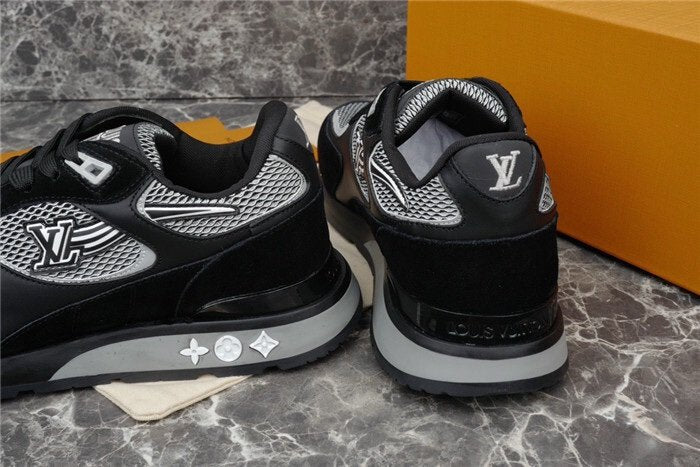 Louis Vuitton Run Away Black