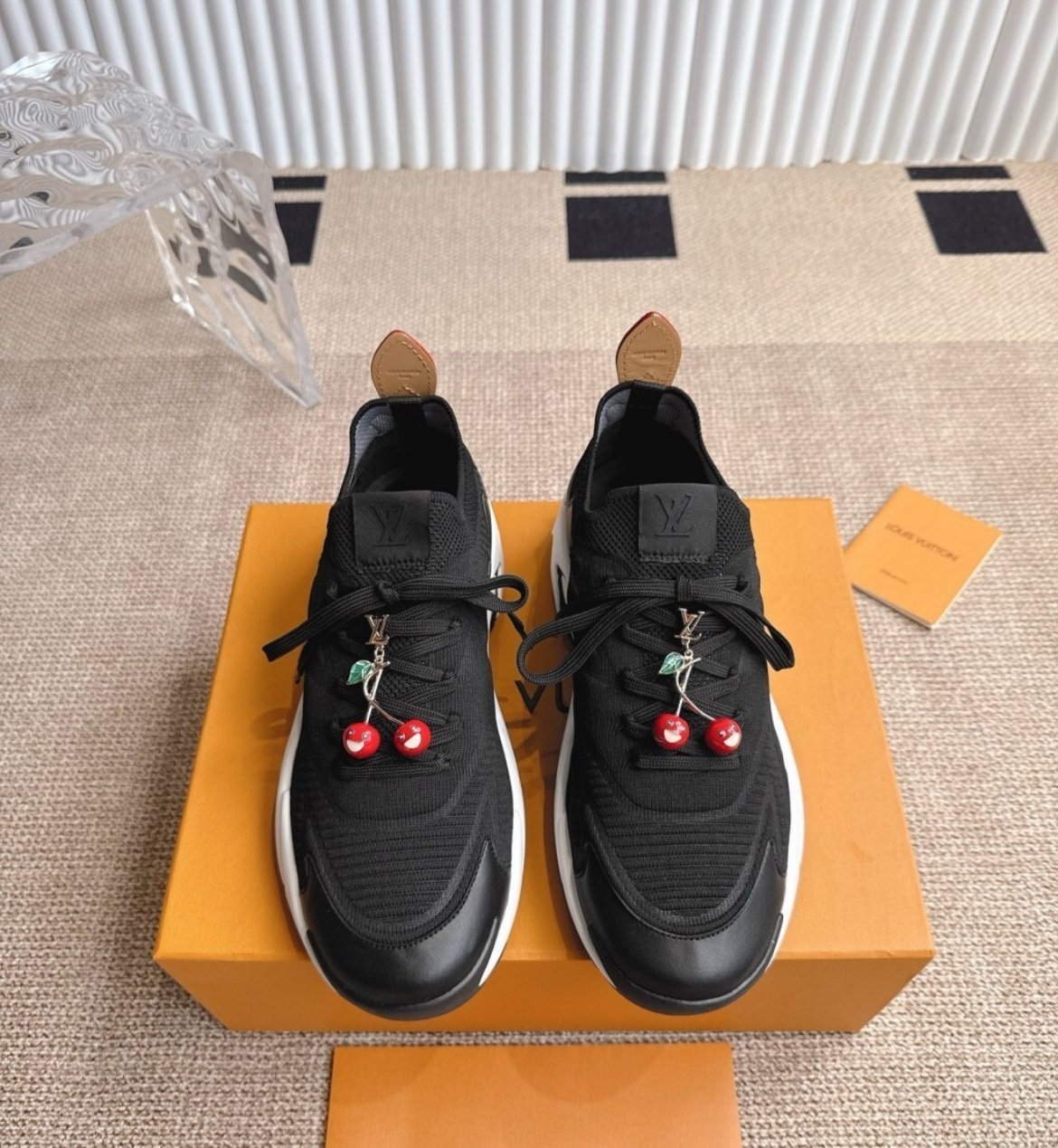 Louis Vuitton Runner Tatic Black/White